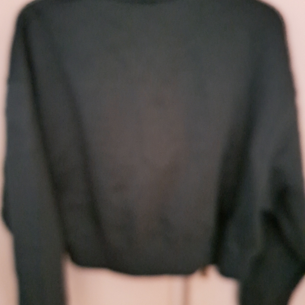 Final Price Nike Dri-Fit Sports Top NWT, Reasonable Offers Accepted... - Picture 4 of 5